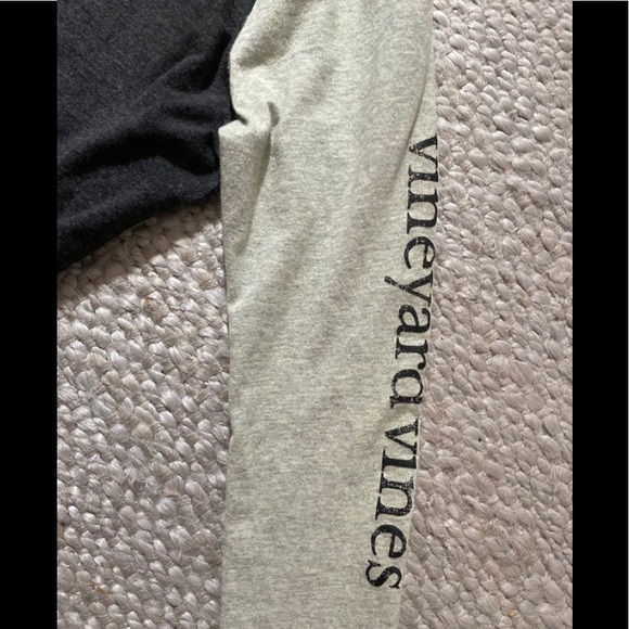 Vineyard vines long sleeve shirt - Picture 4 of 5